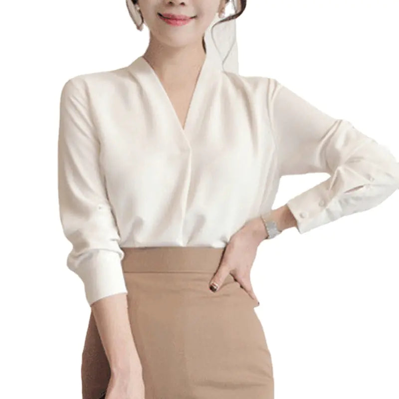 Camisa blanca de gasa Cuello en V, corte holgado