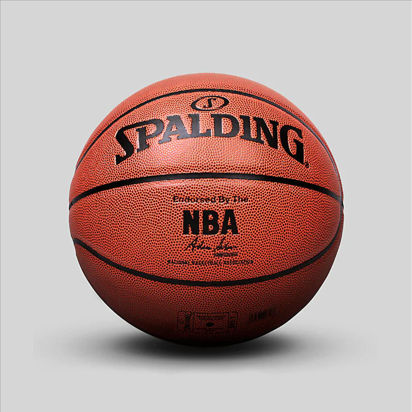 Baloncesto Spalding para juego competitivo