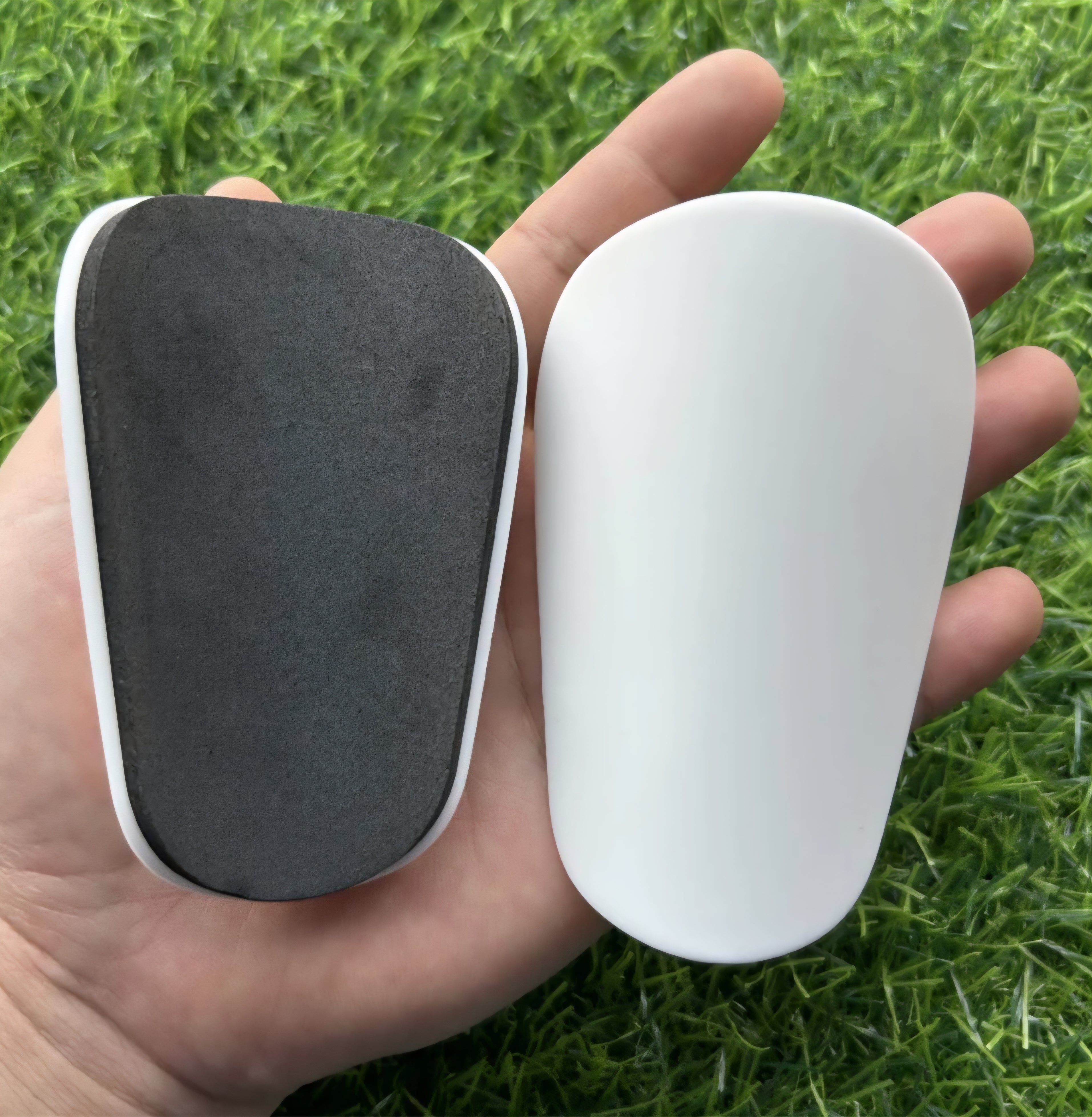Mini Espinilleras De Fútbol