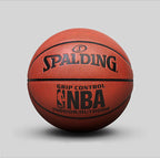 Baloncesto Spalding para juego competitivo